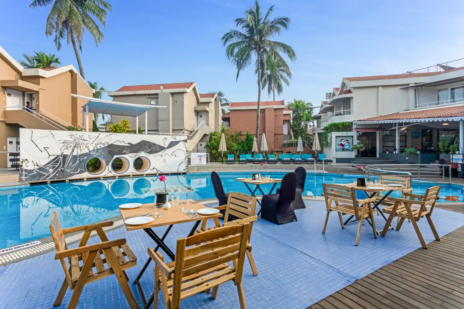 luxury resorts in North Goa at Whispering Palms Goa